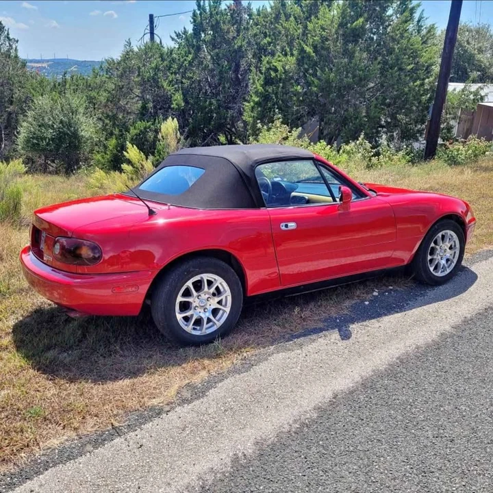 1993 Mazda NA MX-5 Miata - Image 4 of 10