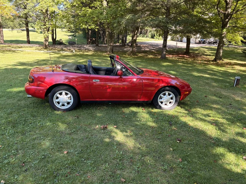 1993 Mazda NA MX-5 Miata - Image 5 of 6