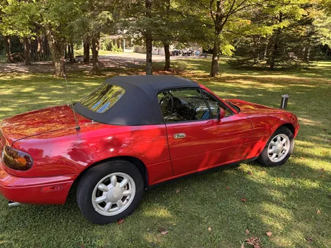 1993 Mazda MX-5 Miata Convertible