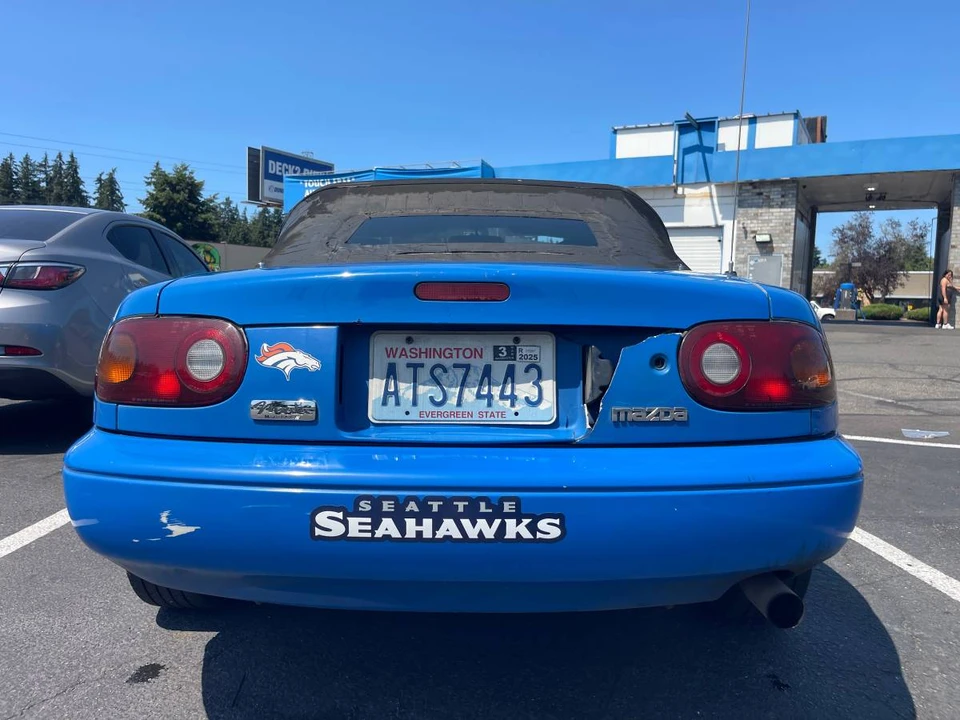 1993 Mazda NA MX-5 Miata - Image 2 of 12