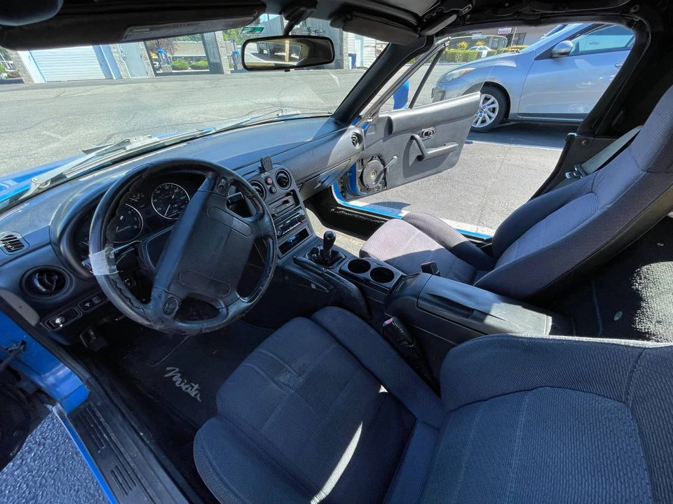1993 Mazda NA MX-5 Miata - Image 12 of 12