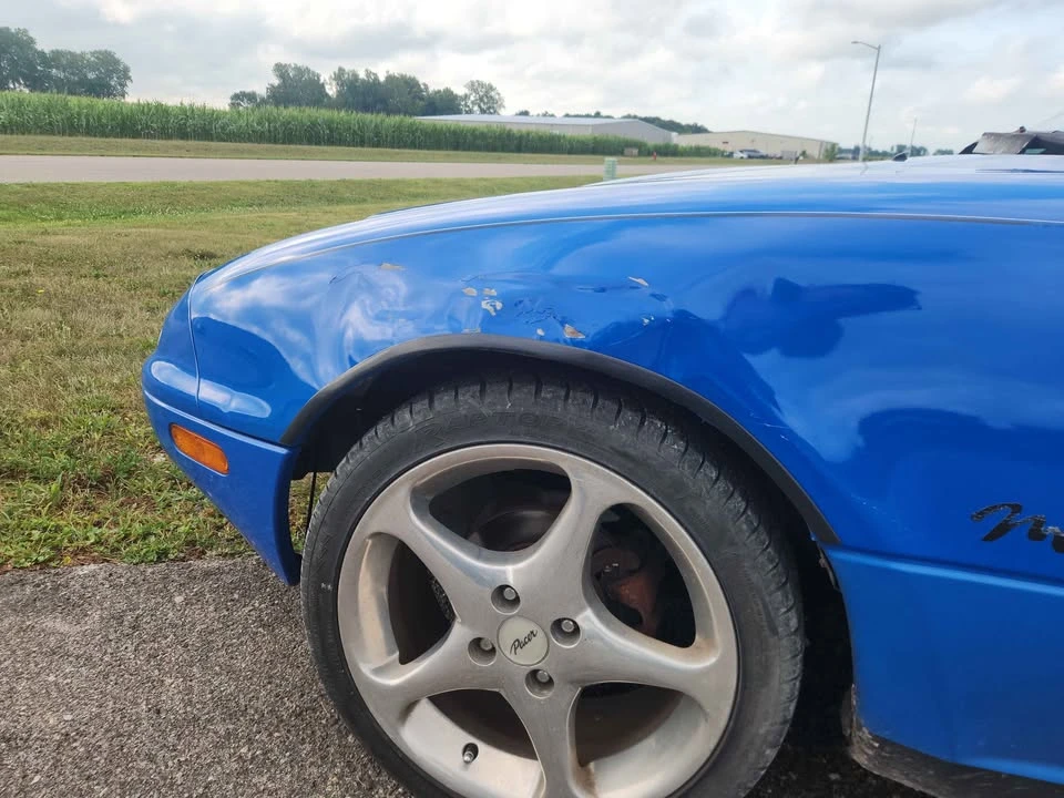 1993 Mazda NA MX-5 Miata - Image 5 of 10