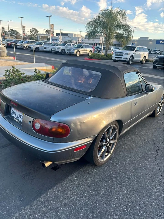 1993 Mazda NA MX-5 Miata - Image 2 of 5