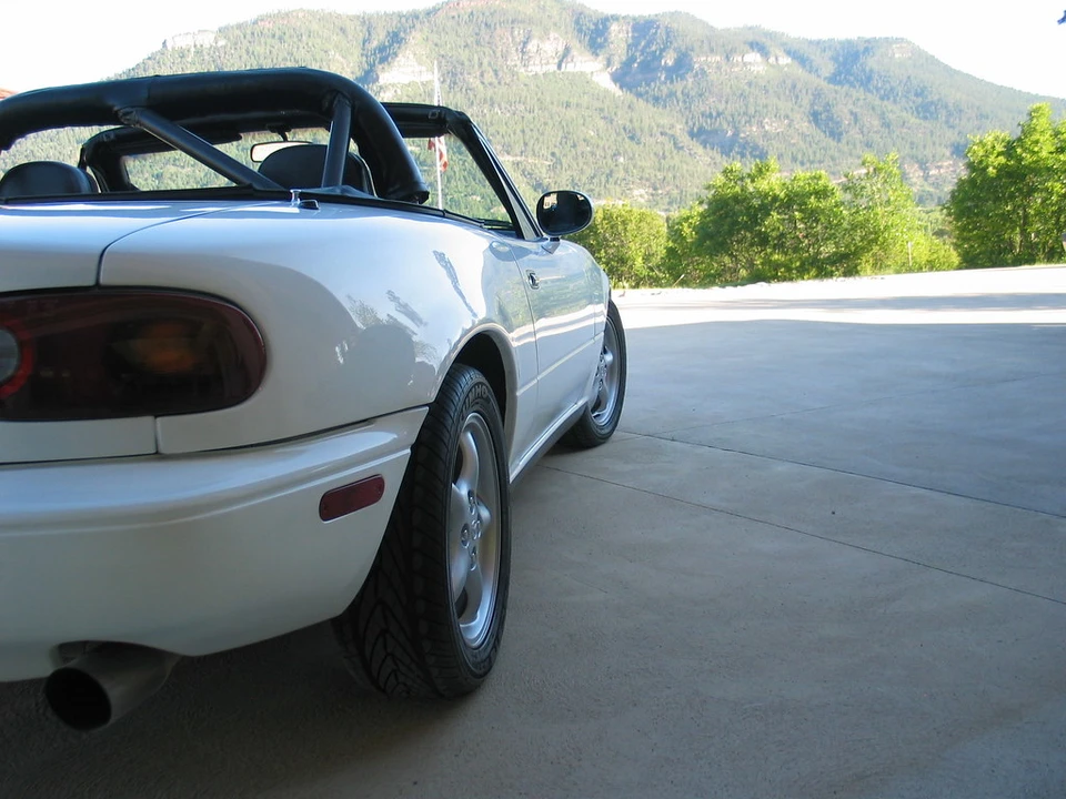 1993 Mazda NA MX-5 Miata - Image 18 of 31