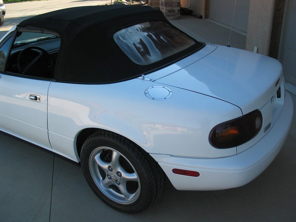 1993 Mazda NA MX-5 Miata - Image 23 of 31