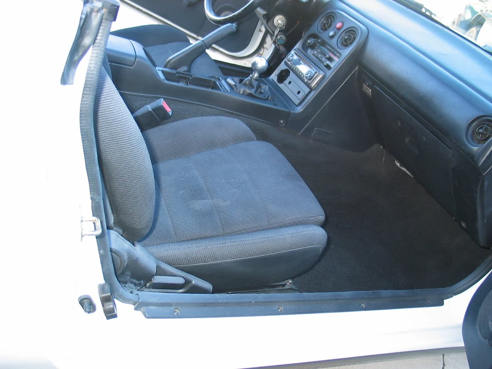 1993 Mazda NA MX-5 Miata - Image 29 of 31