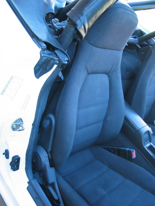 1993 Mazda NA MX-5 Miata - Image 30 of 31