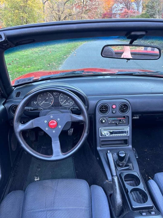 1993 Mazda NA MX-5 Miata - Image 9 of 11