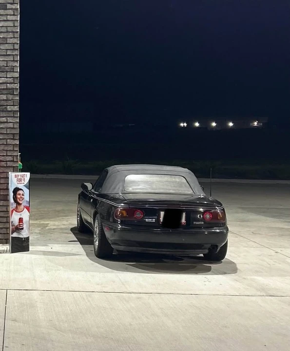 1993 Mazda NA MX-5 Miata - Image 2 of 6