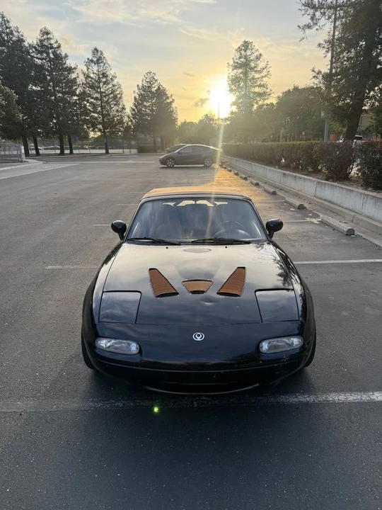 1993 Mazda NA MX-5 Miata - Image 5 of 13