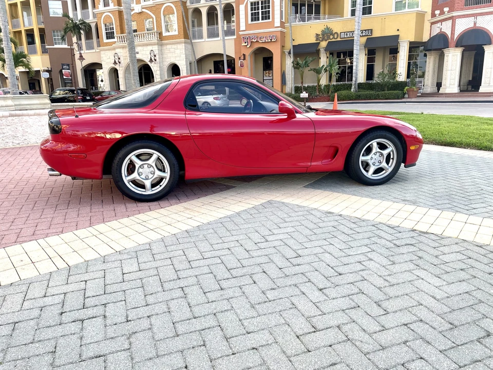 1993 Mazda RX-7 FD - Image 8 of 31