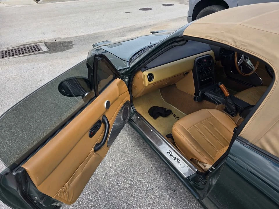 1993 Mazda NA MX-5 Miata - Image 11 of 14