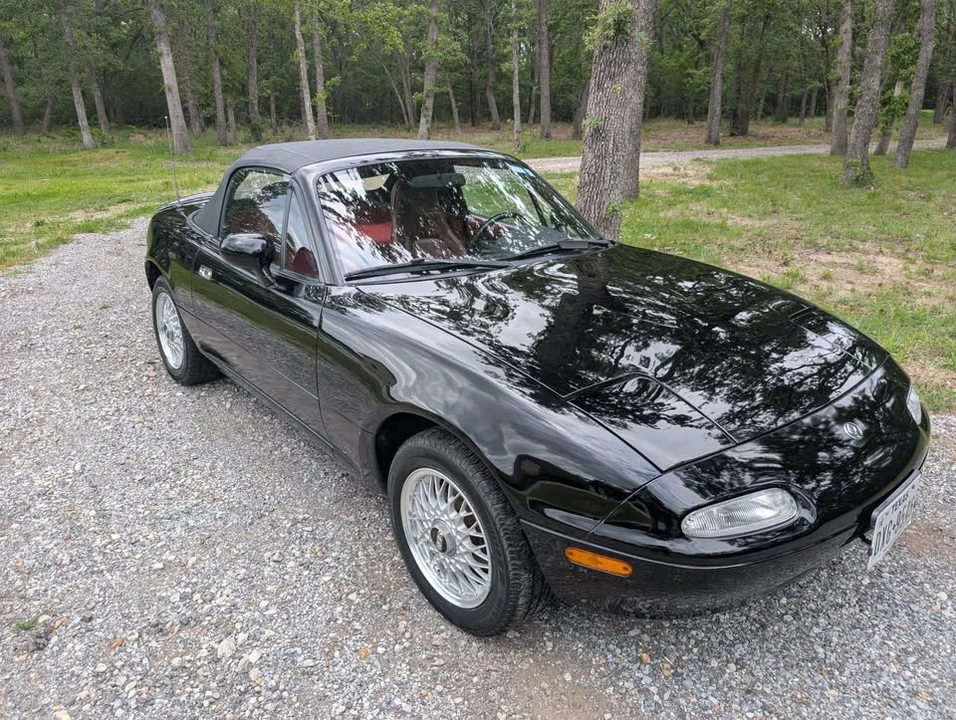 1993 Mazda NA MX-5 Miata - Image 16 of 19