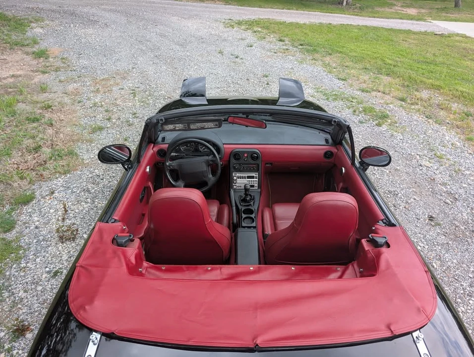 1993 Mazda NA MX-5 Miata - Image 8 of 19