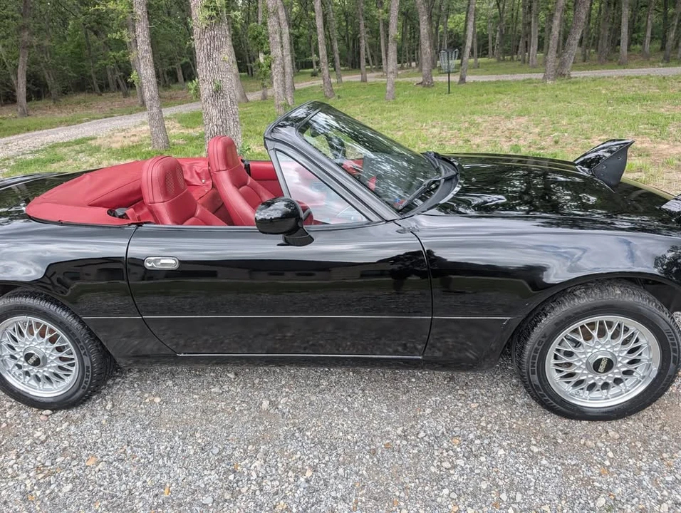 1993 Mazda NA MX-5 Miata - Image 6 of 19