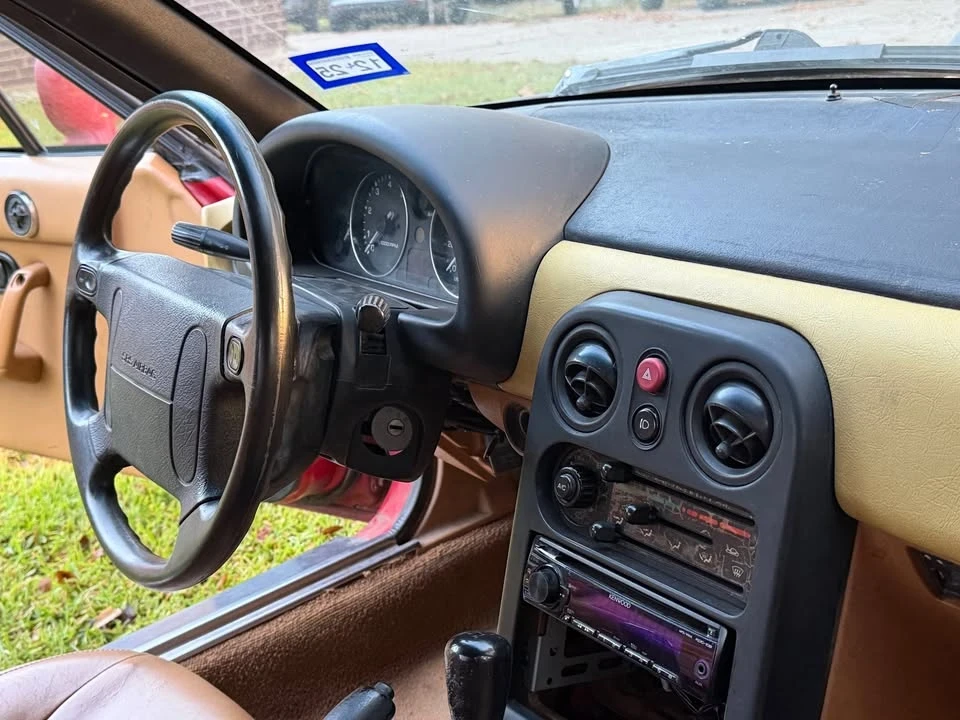 1993 Mazda NA MX-5 Miata - Image 18 of 19