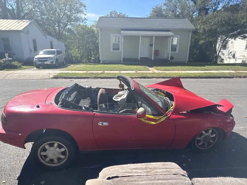 1993 Mazda NA MX-5 Miata - Image 6 of 7