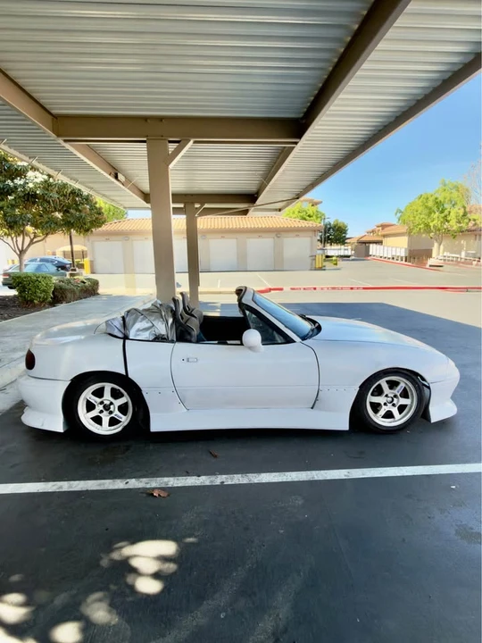 1993 Mazda NA MX-5 Miata - Image 4 of 9