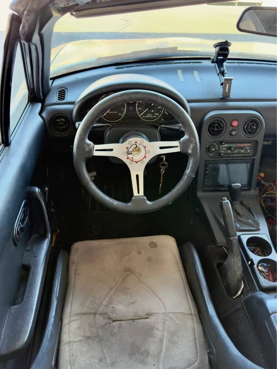 1993 Mazda NA MX-5 Miata - Image 8 of 9