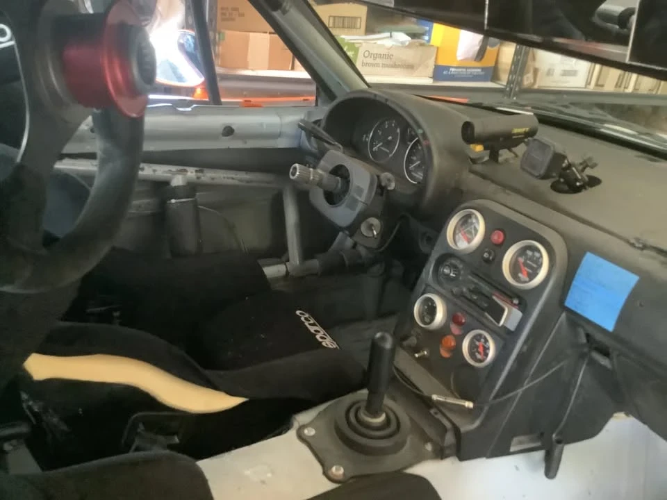 1993 Mazda NA MX-5 Miata - Image 6 of 10