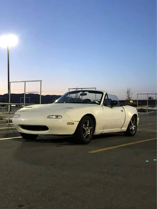 1993 Mazda NA MX-5 Miata - Image 3 of 5