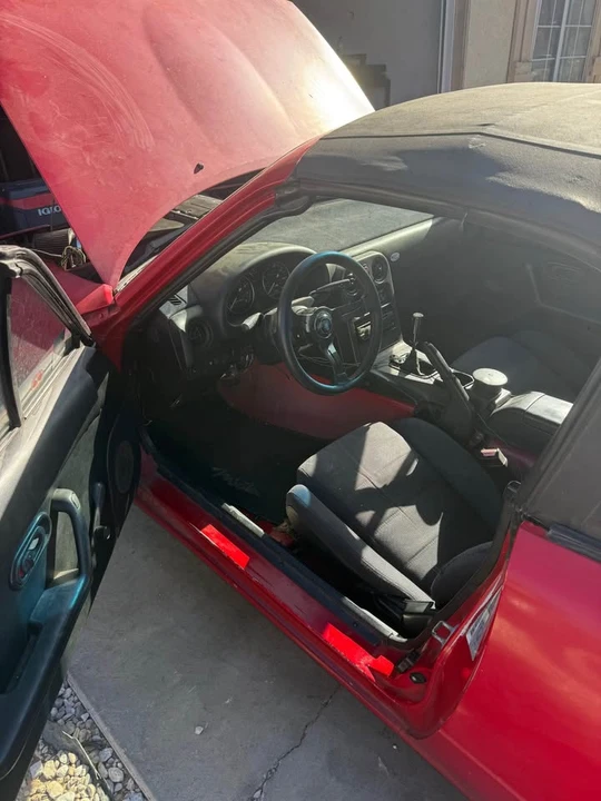 1993 Mazda NA MX-5 Miata - Image 6 of 7