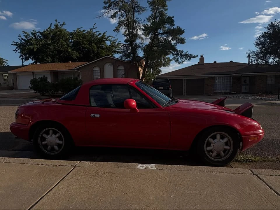1993 Mazda NA MX-5 Miata - Image 5 of 10