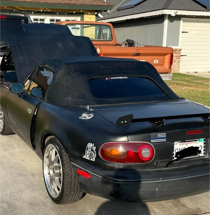 1993 Mazda NA MX-5 Miata - Image 4 of 4