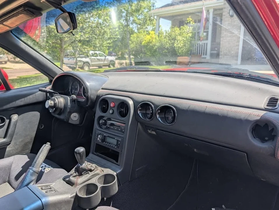 1993 Mazda NA MX-5 Miata - Image 5 of 11