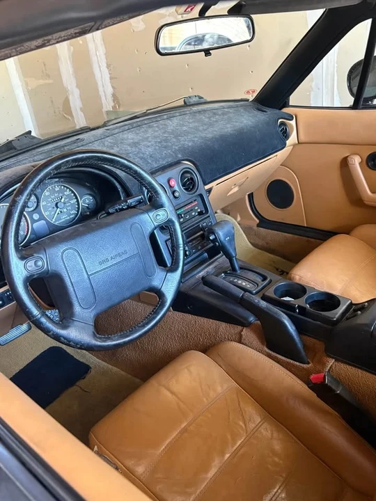1993 Mazda NA MX-5 Miata - Image 8 of 9