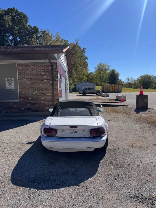 1993 Mazda NA MX-5 Miata - Image 3 of 5