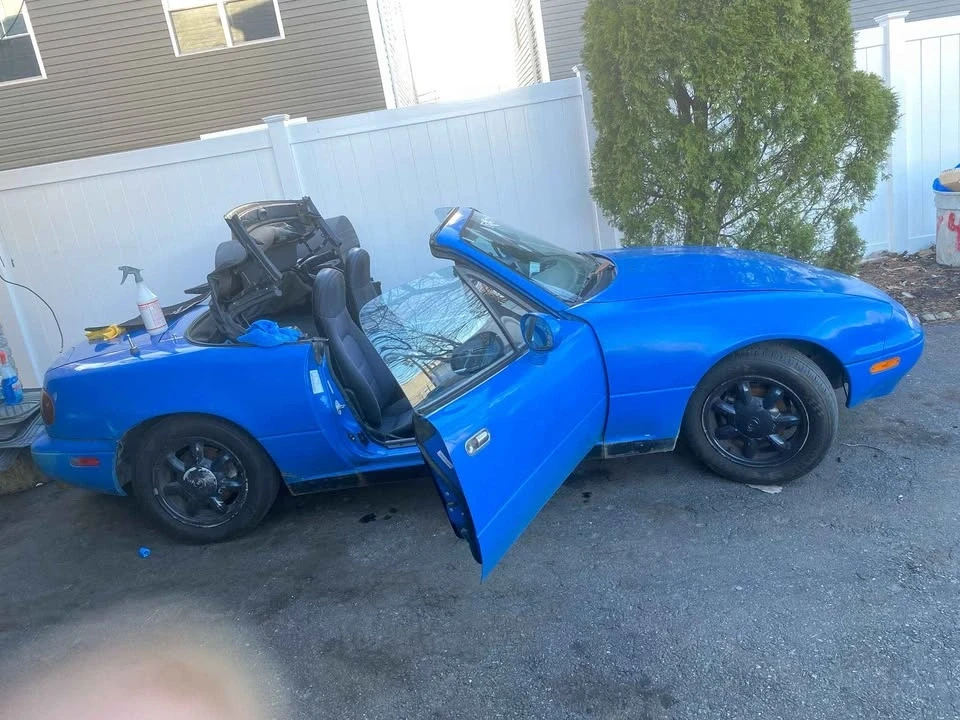 1993 Mazda NA MX-5 Miata - Image 4 of 9