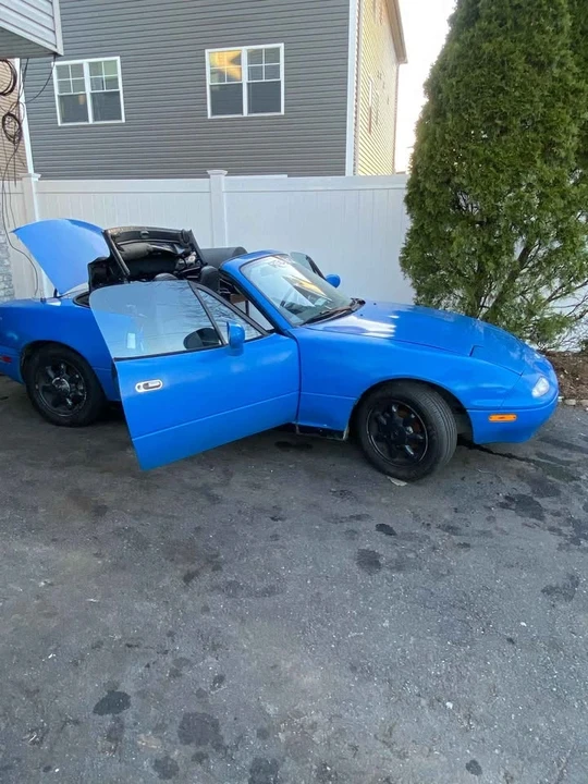 1993 Mazda NA MX-5 Miata - Image 5 of 9