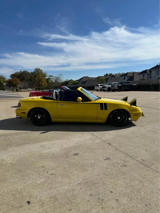 1993 Mazda NA MX-5 Miata - Image 2 of 9