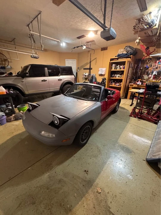 1993 Mazda NA MX-5 Miata - Image 2 of 3