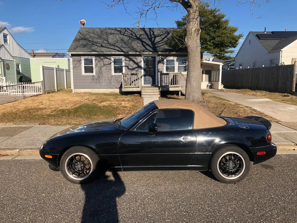 1993 Mazda NA MX-5 Miata - Image 2 of 10