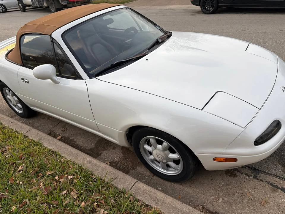 1993 Mazda NA MX-5 Miata - Image 5 of 11