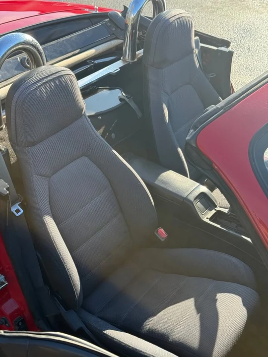 1993 Mazda NA MX-5 Miata - Image 9 of 12