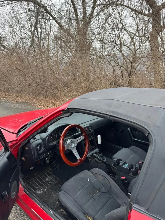 1993 Mazda NA MX-5 Miata - Image 7 of 8