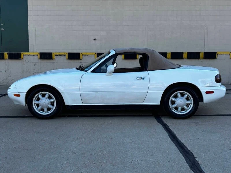 1993 Mazda NA MX-5 Miata - Image 14 of 20