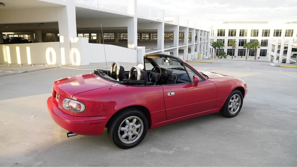 1993 Mazda NA MX-5 Miata - Image 6 of 12