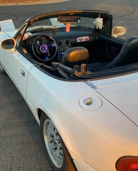 1993 Mazda NA MX-5 Miata - Image 4 of 4