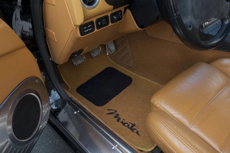 1993 Mazda NA MX-5 Miata - Image 10 of 16