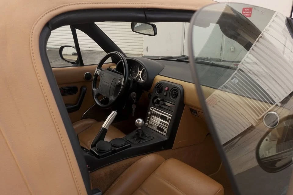 1993 Mazda NA MX-5 Miata - Image 7 of 16