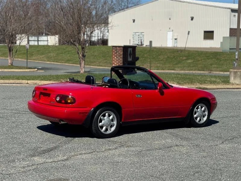 1993 Mazda NA MX-5 Miata - Image 6 of 20