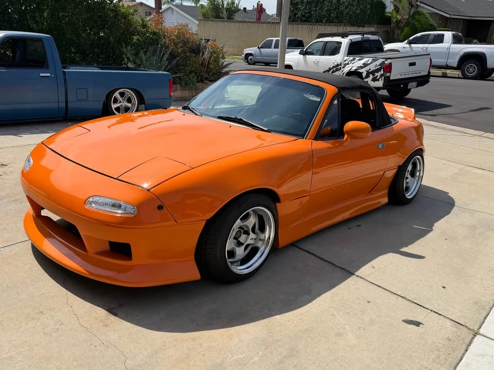 1993 Mazda NA MX-5 Miata - Image 6 of 11