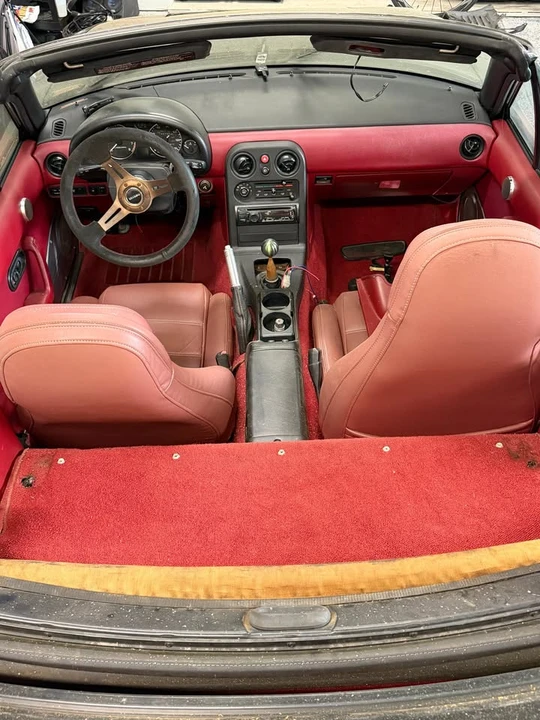 1993 Mazda NA MX-5 Miata - Image 5 of 6