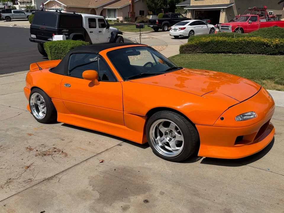 1993 Mazda NA MX-5 Miata - Image 3 of 11