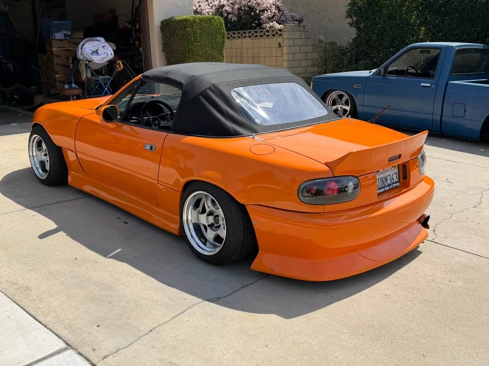 1993 Mazda NA MX-5 Miata - Image 2 of 11