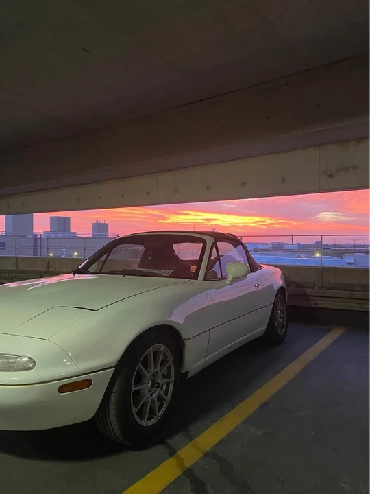 1993 Mazda NA MX-5 Miata - Image 8 of 10